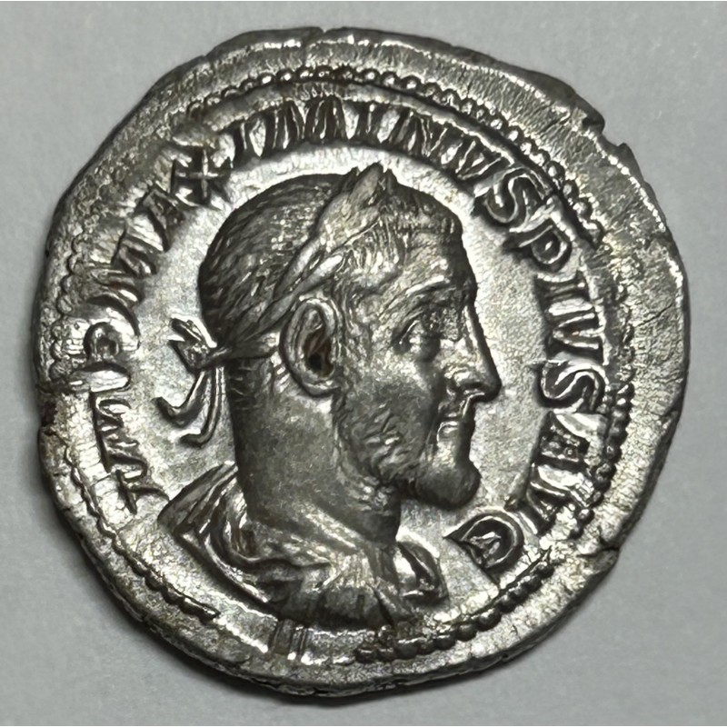 DENARIO MAXIMINO I